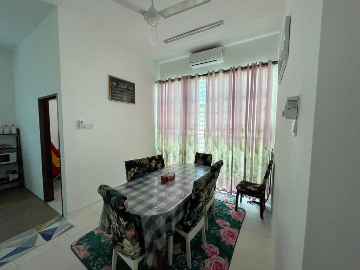 Family Holiday Home With Wifi & Netflix Sungai Petani Luaran gambar